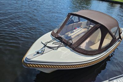 Wato 490TE met 15 pk Yamaha
