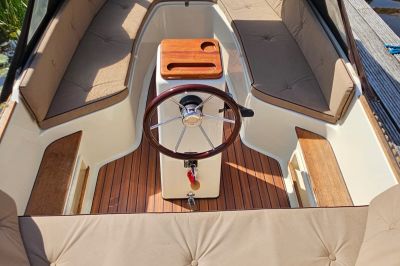 Wato 490TE met 15 pk Yamaha