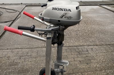 Honda BF2B