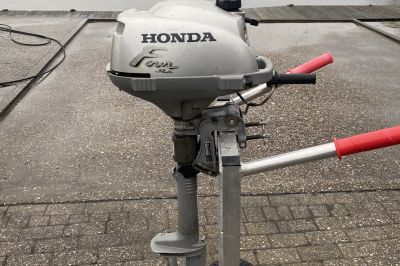 Honda BF2B