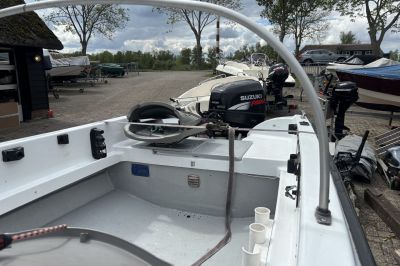 Ryds 425R met 25 pk Suzuki en trailer