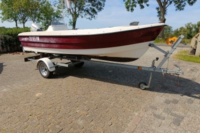 Nicky 420 met 20 pk Honda en trailer!