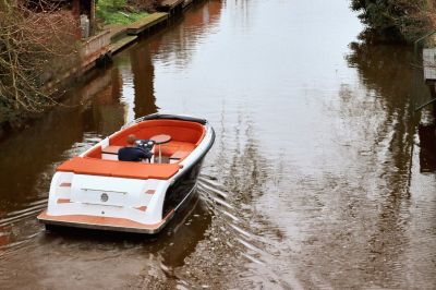 Reitdieper 630 Tender – Ruime en luxe tendersloep voor 8 personen