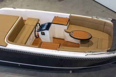 Reitdieper 634 Tender – Comfortabele en ruime tendersloep voor 8 personen