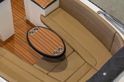 Reitdieper 634 Tender – Comfortabele en ruime tendersloep voor 8 personen