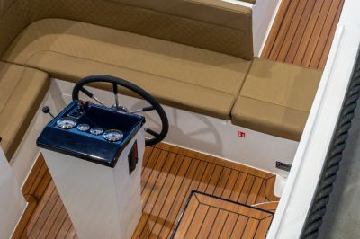 Reitdieper 634 Tender – Comfortabele en ruime tendersloep voor 8 personen