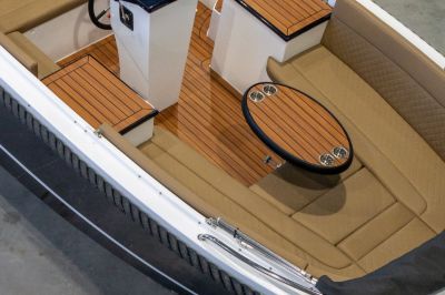 Reitdieper 634 Tender – Comfortabele en ruime tendersloep voor 8 personen