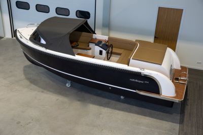 Reitdieper 634 Tender – Comfortabele en ruime tendersloep voor 8 personen