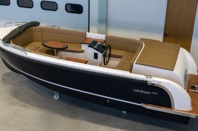 Reitdieper 634 Tender – Comfortabele en ruime tendersloep voor 8 personen