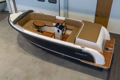 Reitdieper 634 Tender – Comfortabele en ruime tendersloep voor 8 personen