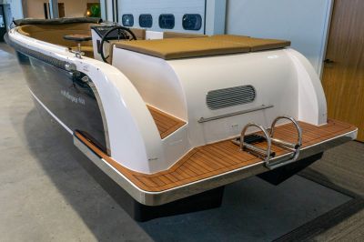 Reitdieper 634 Tender – Comfortabele en ruime tendersloep voor 8 personen