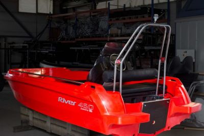 De Goede Watersport dealer van River Boats!
