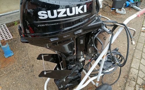 Suzuki DF15
