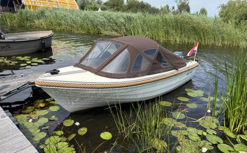 Wato 490TE met 15 pk Yamaha